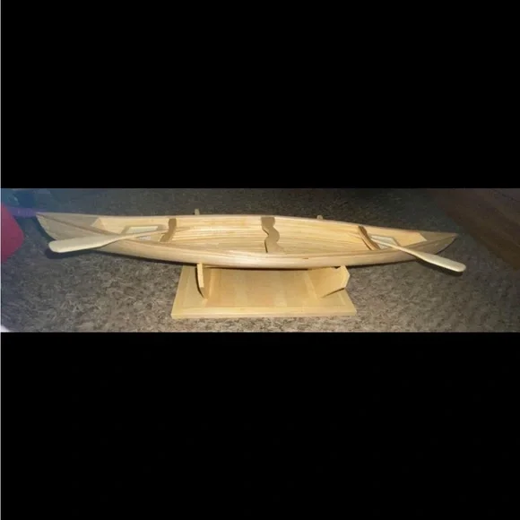 Completely Handmade boat with paddles - Picture 8 of 16